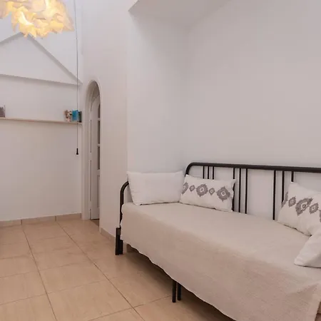Palms 5 - Two Bed *